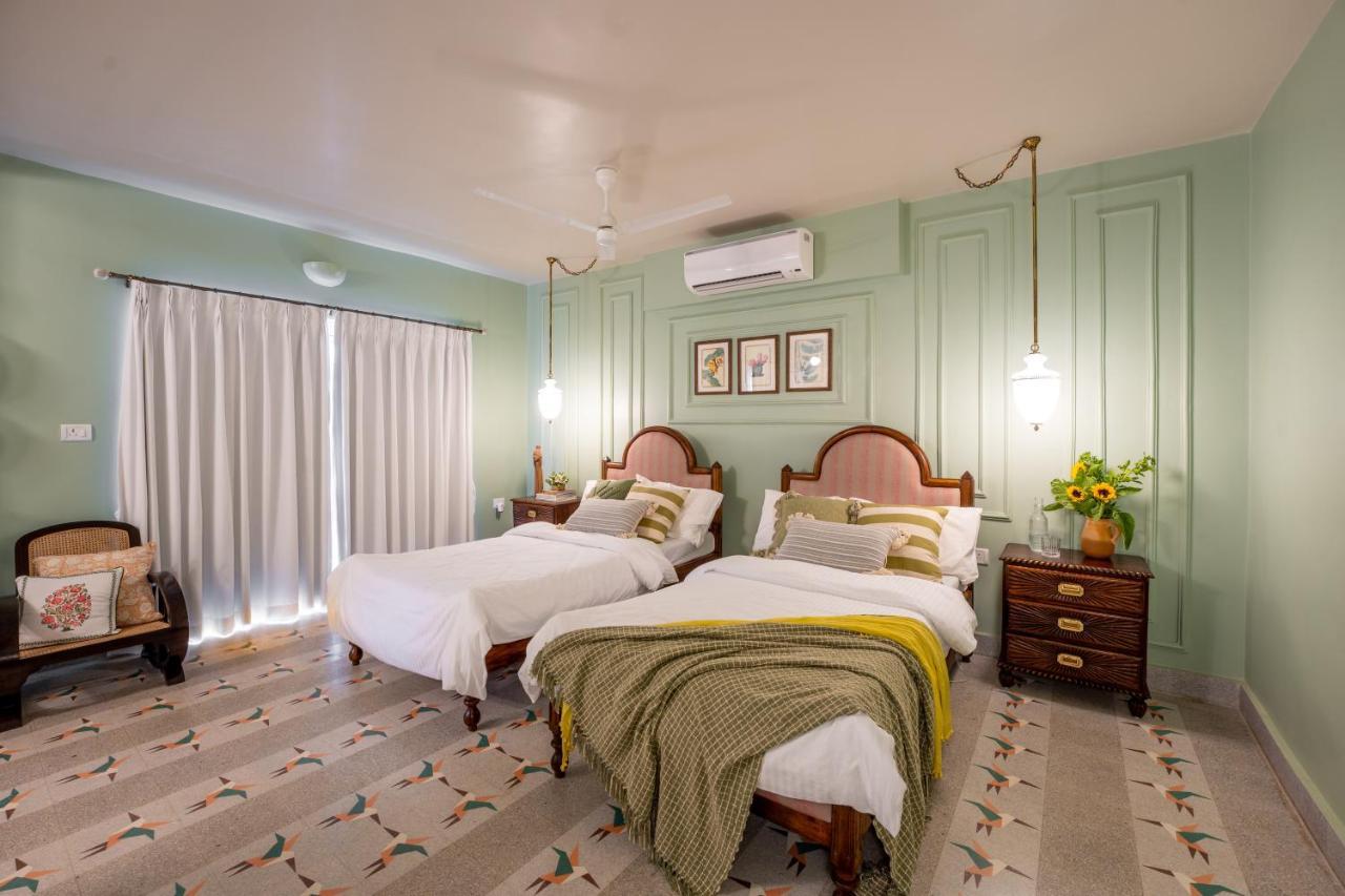 Elivaas 5 Bhk With Pvt Pool, Entertainment Room & Glass House - Bludoor Marmagao Exterior photo