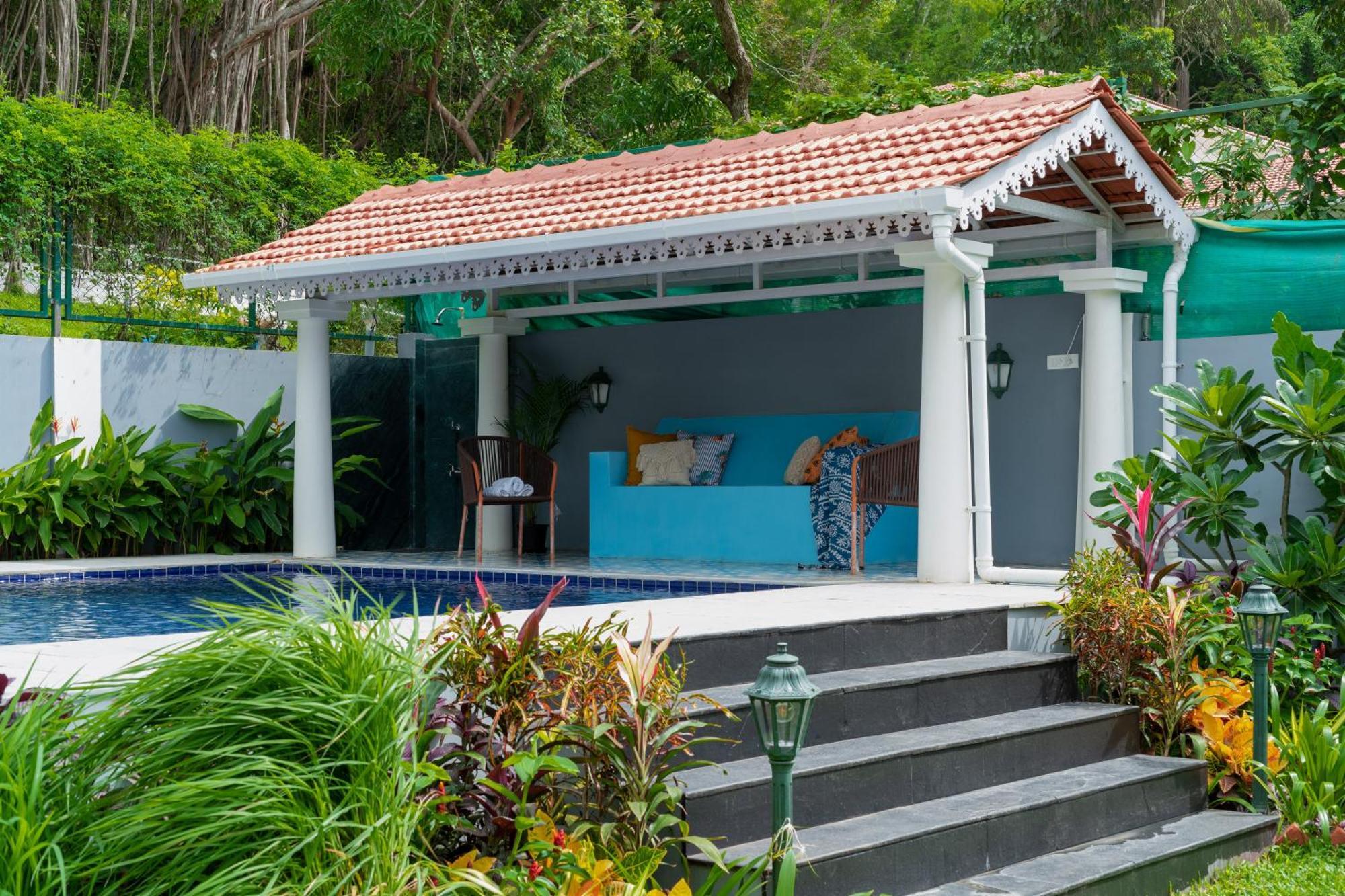 Elivaas 5 Bhk With Pvt Pool, Entertainment Room & Glass House - Bludoor Marmagao Exterior photo